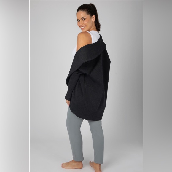 NWT! $132 Nordstrom Yogalicious London Open Front Scuba Cardigan - S - Picture 4 of 11